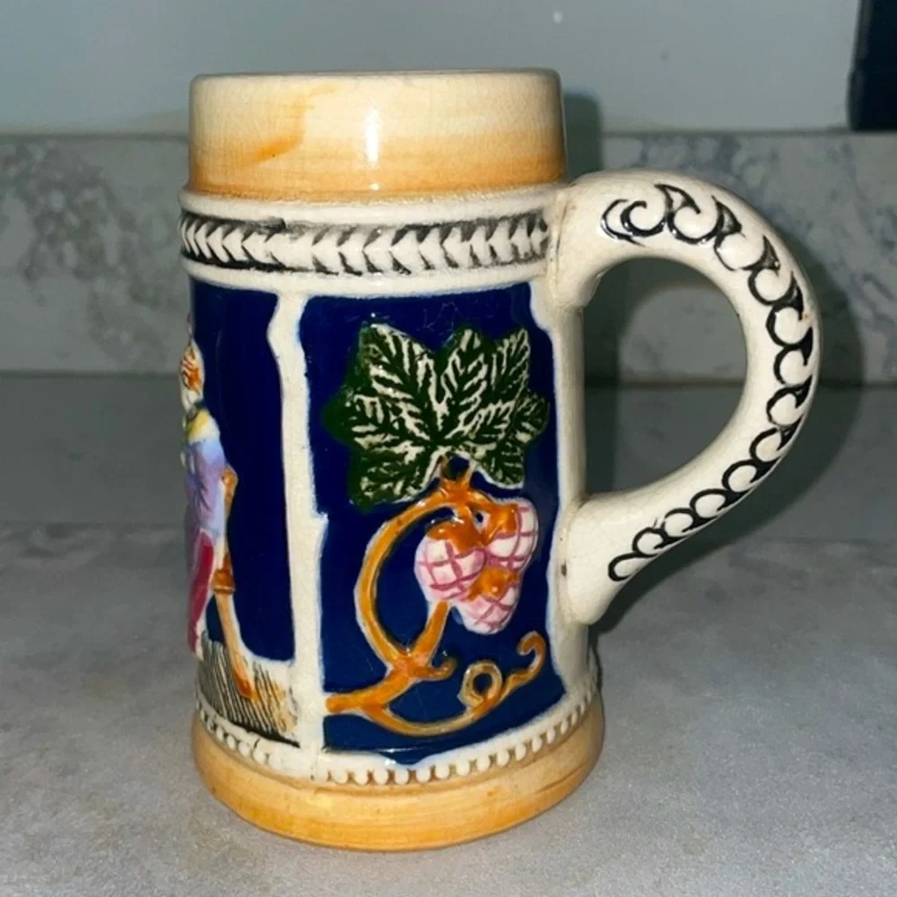 Vintage Lot of 3 Beer Steins Made in Occupied Japan Tavern Dog Mountain Scenes - Picture 6 of 16